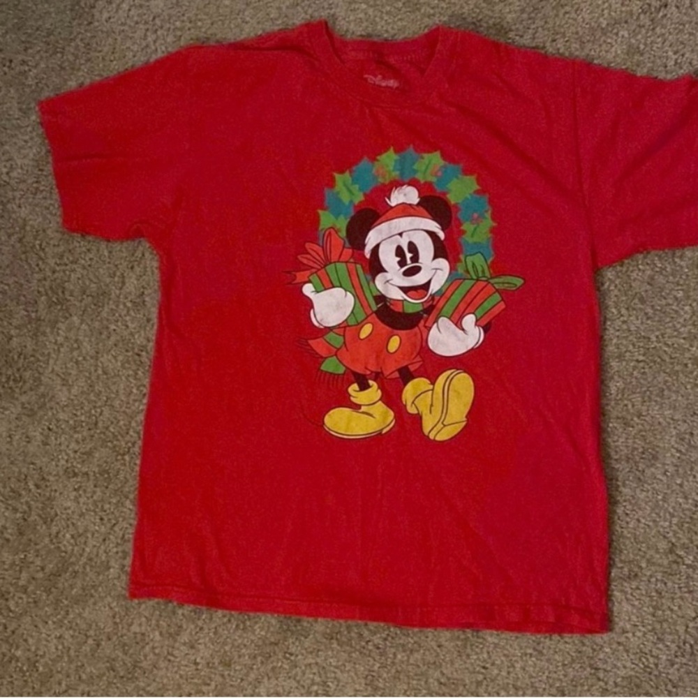 Disney Christmas Red T-Shirt Large